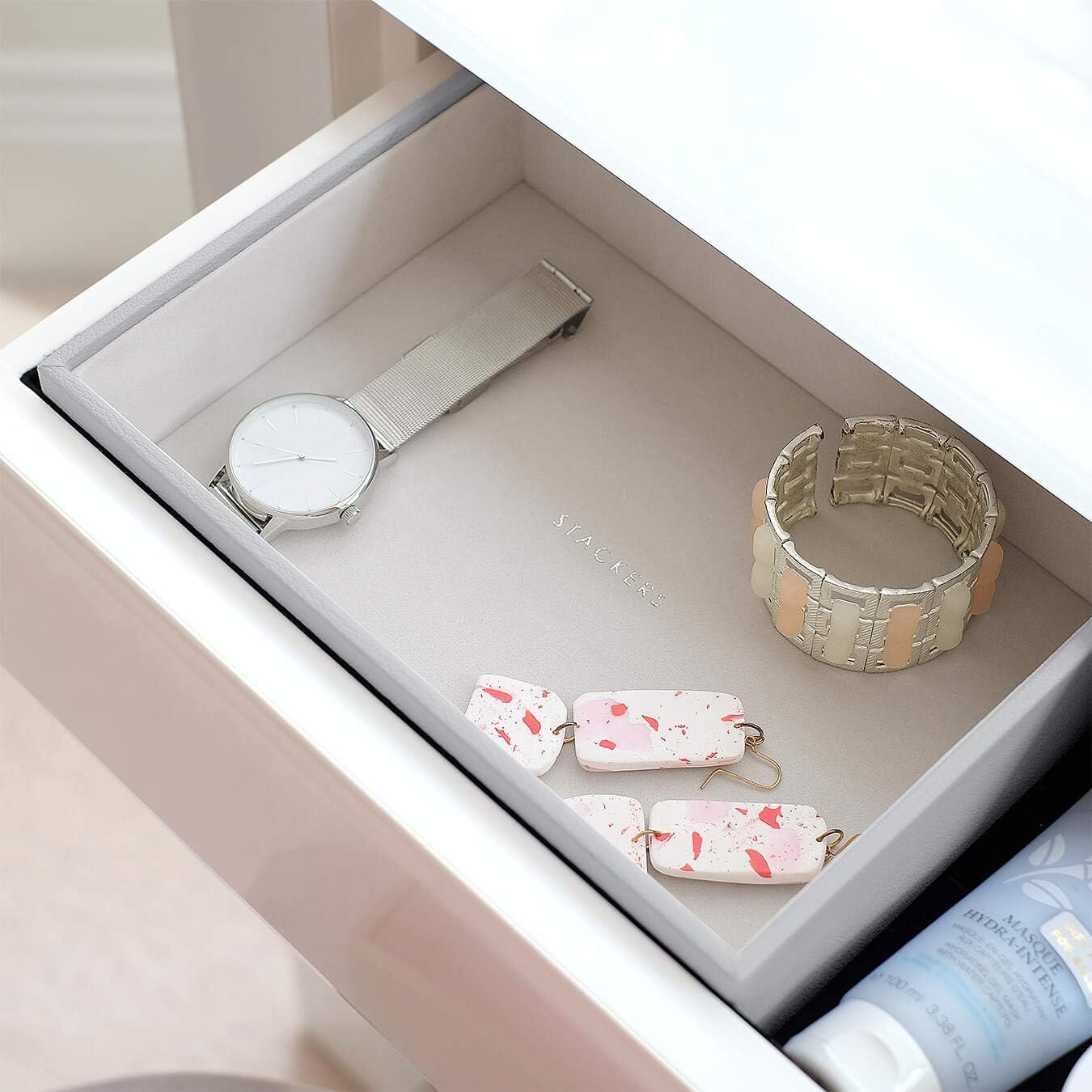 Stackers Pebble Grey Classic Medium Jewellery Box Chunky Jewellery Layer, 25cm x 18cm x 6cm - Image 4