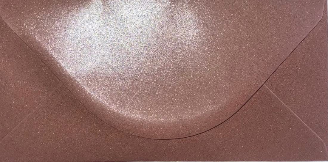 DL (110mm x 220mm) Coloured Envelopes for Greetings Cards Party Invitations & Craft - Pack of 100 (Pearl Rose Gold)