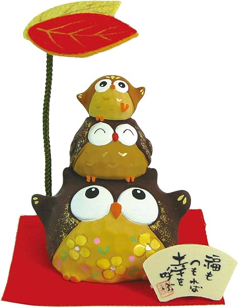 Amazon Co Jp 置物 陶製 三連 幸福ふくろう 敷物付 京都 かわいい 和風 手作り 小物 和雑貨 四季 なごみ 飾り 贈り物 おしゃれ ホビー