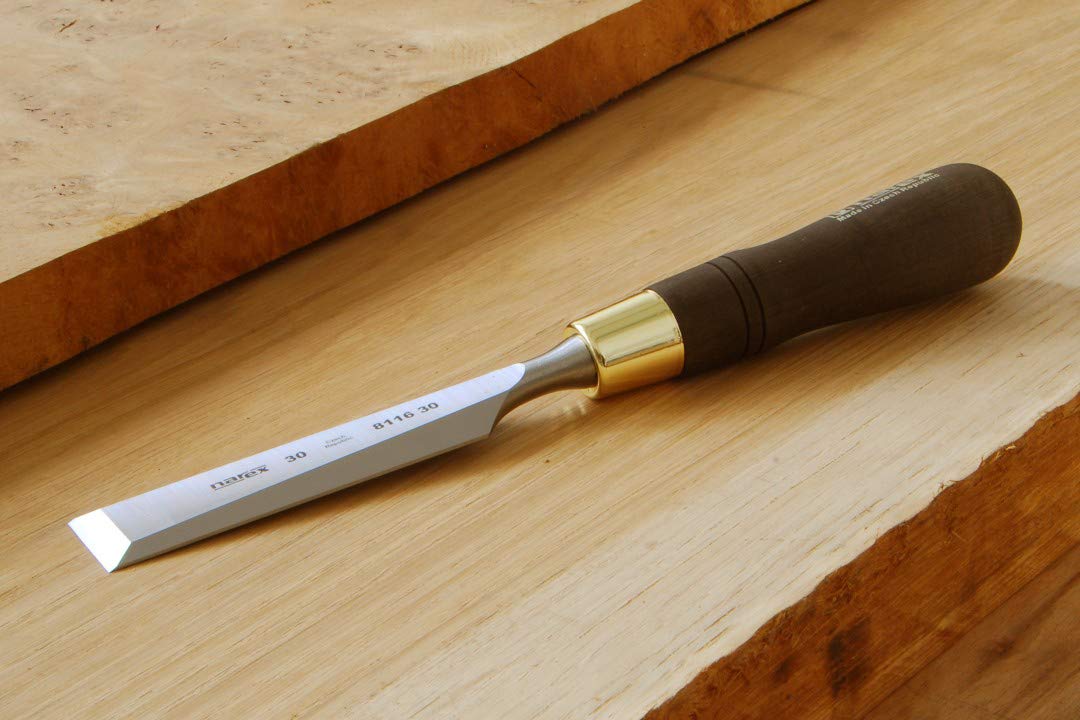 8116 Cabinetmakers Chisel (Black) (30mm)