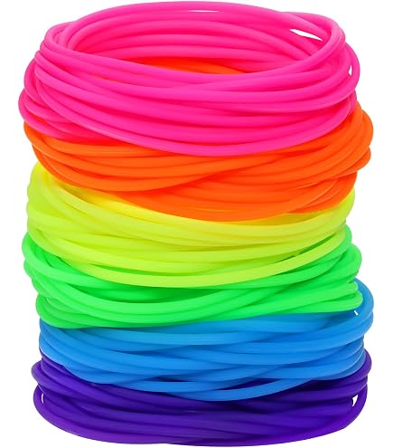 XDGBGFN Lot de 6 colliers de perles fluo et 12 bracelets en silicone, collier vintage des années 80 et bracelets en gel de silicone Accessoires de mode Halloween XDGBGFN Lot de 6 colliers de perles fluo et 12 bracelets en silicone, collier vintage des années 80 et bracelets en gel de silicone Accessoires de mode Halloween