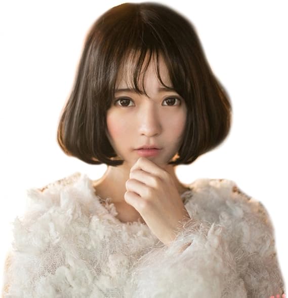 Amazon レディーススクエア 超自然 レディース ウィッグ フルウィッグ ボブ ミディアム ショート エアリーバンク 空気感 前髪 日韓系 甘い 耐熱 ネット スタンド付き フルウィッグ 通販