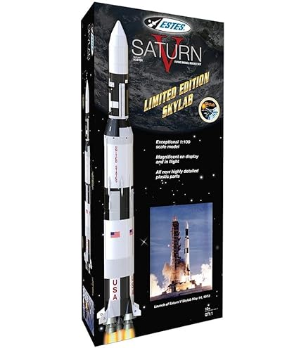 NASA Saturn V 1/72スケールモデルキット 未組立 サイバーホビー NASA
