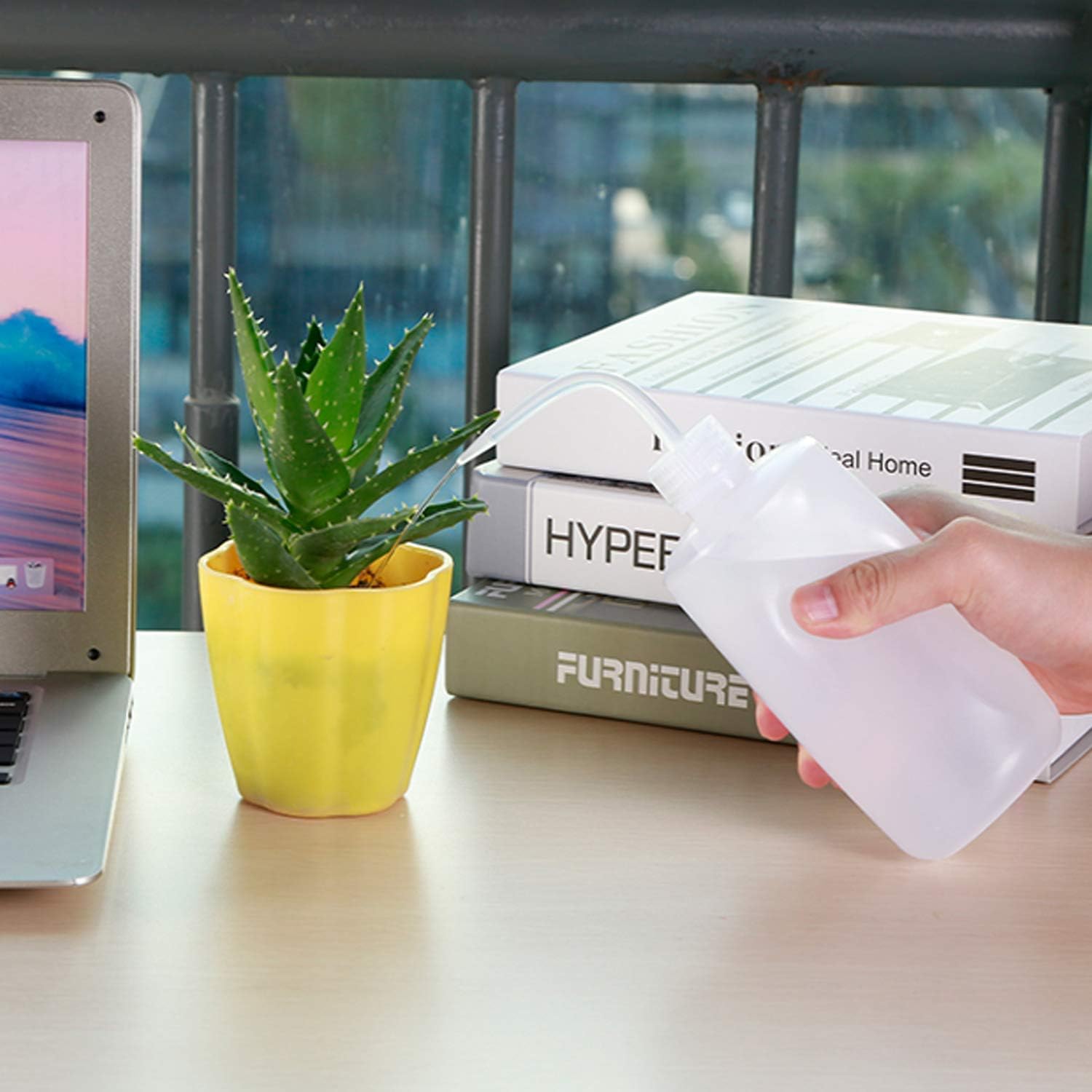 ZOUTOG Watering Can, 5 Pack Squirt Bottle, Plastic Wash Bottle, Squeeze Bottle for Plant Flower Succulent Watering - 1000ML and 500ML : Garden & Outdoor