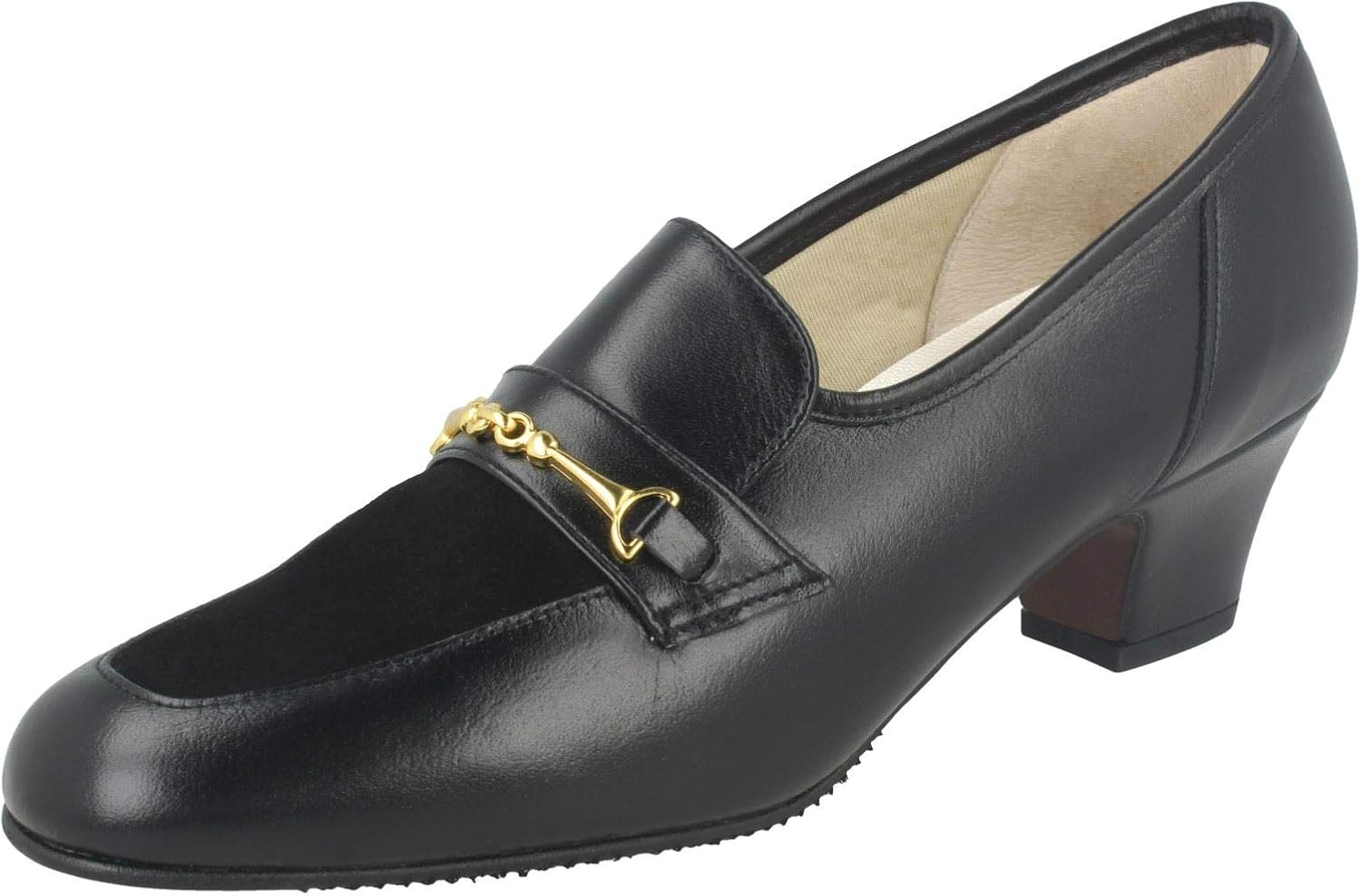 narrow fitting shoes