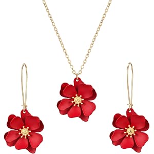Chotsian Boho Daisy Flower Jewelry Sets for Women, 3D Floral Petal Necklace and Dangle Earrings Set, Matte Gold Tone Statemen