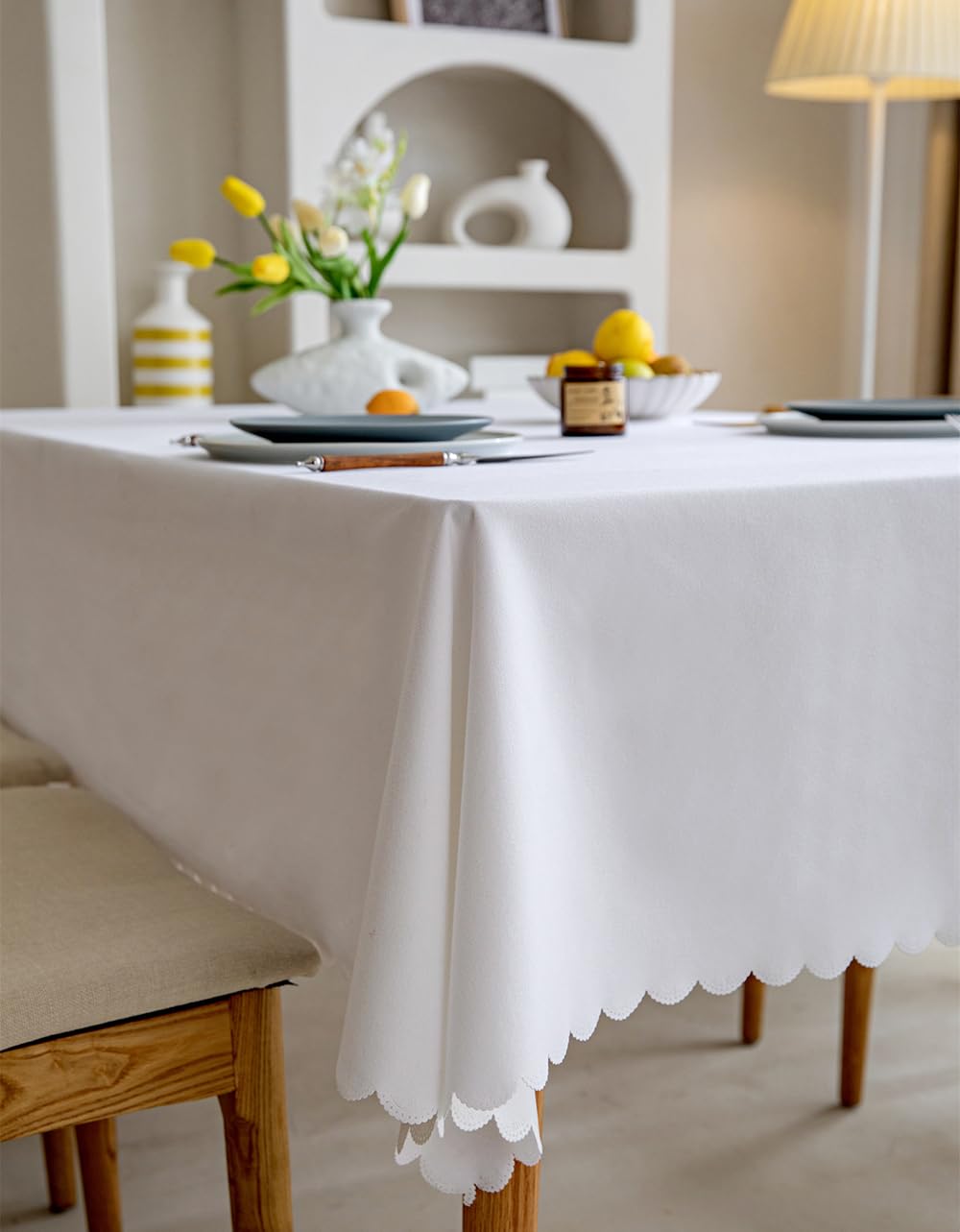 Fusehngre 55"x 78" Waterproof Rectangle Tablecloth Oil Spill Proof Wrinkle Resistant Table Cover Cotton 6-8 Seats Table Cloth for Dining, Kitchen, 140 x 200 cm White