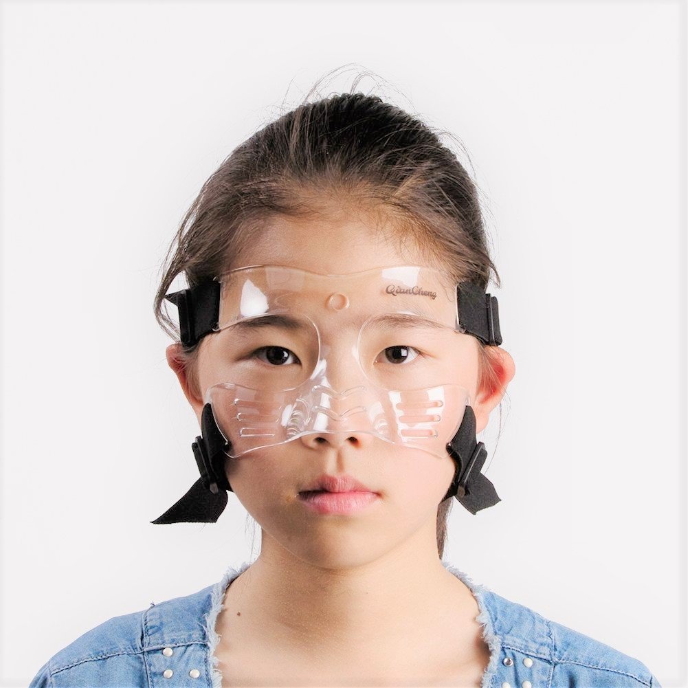QianCheng Nose Guard Face Shield for Broken Nose for Children Teenagers Women - Adjustable Face Mask with Padding Carring Bag