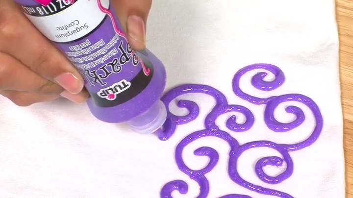 1 Tulip+17371+Dimensional+Fabric+Metallic