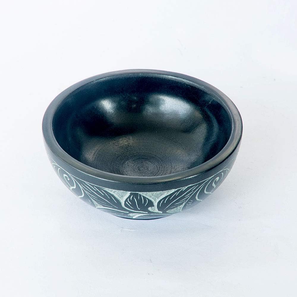 Kaizen Casa Hand Carved Natural Stone Smudge Bowl, White Leaf Design, Black - Image 3