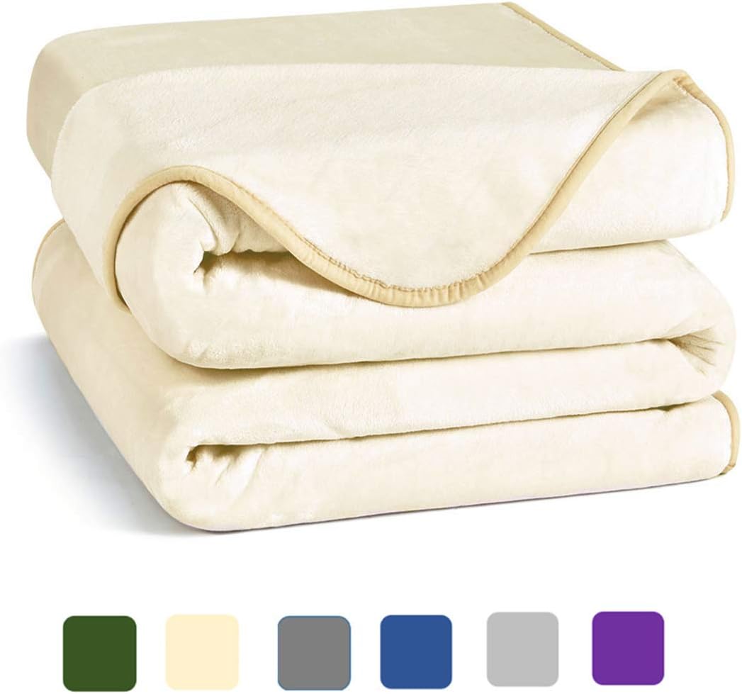 Charm Heart Luxury Fleece Blanket,Summer 350GSM Blanket Super Soft Lightweight Warm Blanket for Home Bed Blankets Queen Size, Ivory 90×90 in