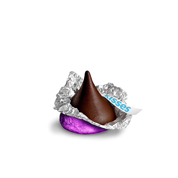 HERSHEY’S KISSES SPECIAL DARK MILDLY SWEET CHOCOLATE, CHRISTMAS CANDY SHARE PACK, 10 OZ