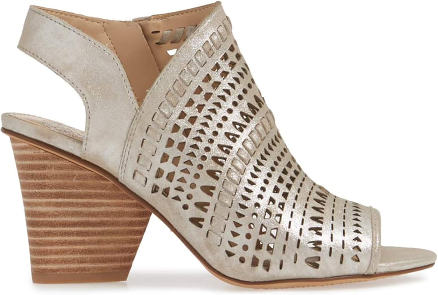 vince camuto derechie