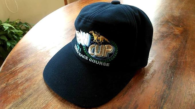 Amazon Co Jp ジャパンカップ 帽子 キャップ 01年 競馬 ブラック ホビー