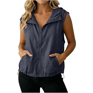 Light Weight Vest for Women Zip Up Travel Vests with Pockets Softshell Sleeveless Hooded Jacket Hiking Golf Running Vests