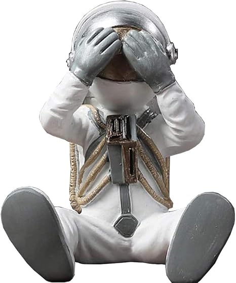 Amazon Com Wyxmj Astronaut Statue Figure Ornament Don T Say Look And Listen Sculpture Collection Home Office Garden Decoration B Home Kitchen