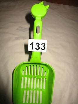 Happy Tail Cat Scooper (Color May Vary)