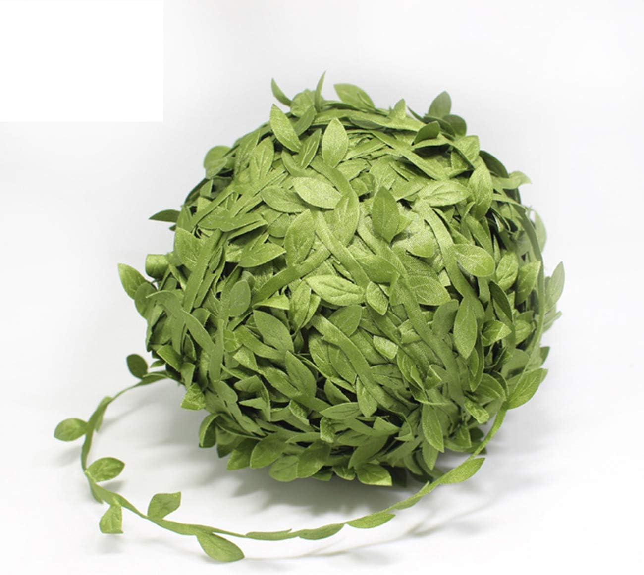 TinaWood 252 Ft Artificial Vines, Artificial Eucalyptus Leaf Garland DIY Greek Wild Jungle Decorative Botanical Greenery for Home Wall Garden Wedding Party Wreaths