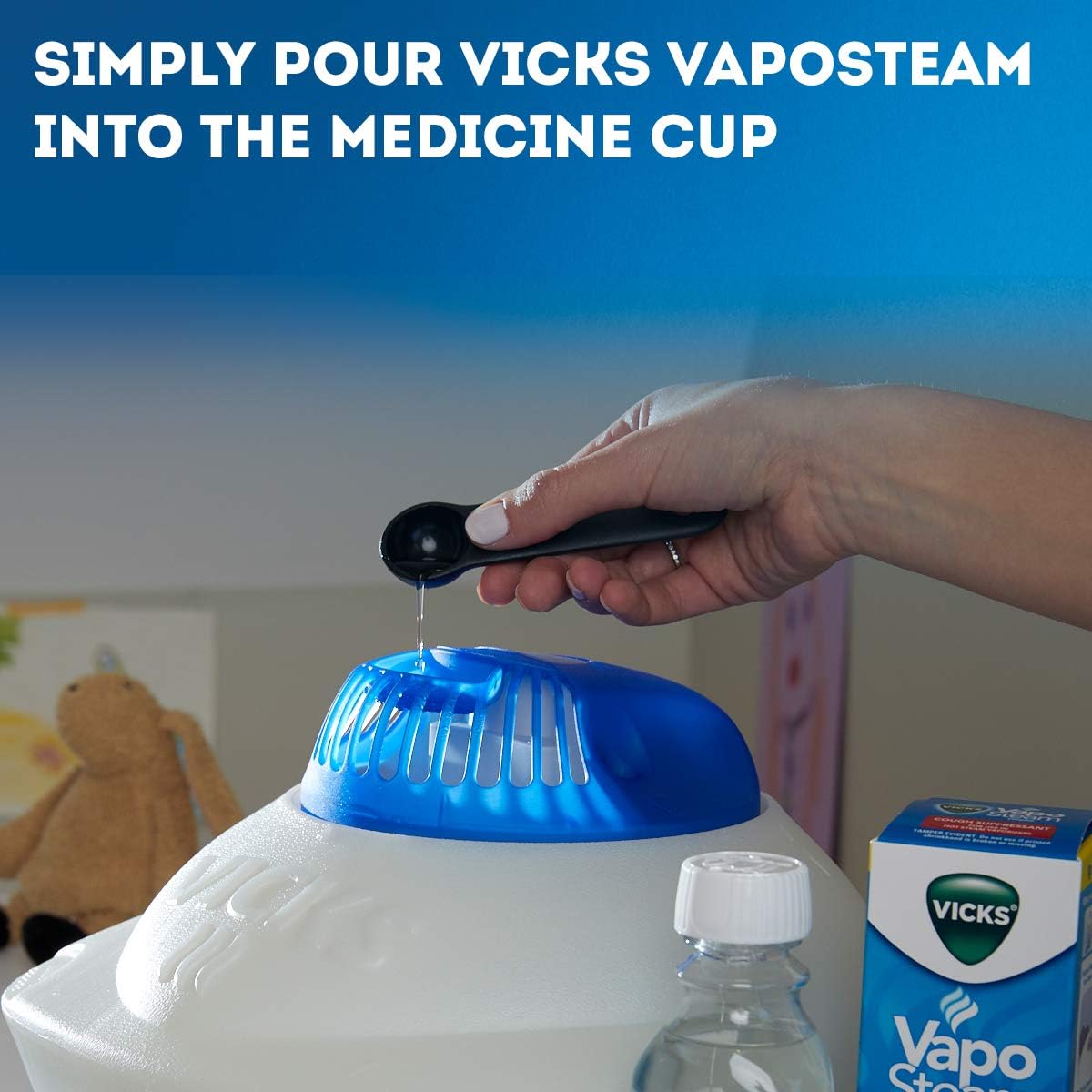 Vicks VapoSteam Medicated Liquid with Camphor, a Cough Suppressant, 8 Oz – VapoSteam Liquid Helps Relieve Coughing, for Use in Vicks Vaporizers and Humidifiers: Health & Personal Care