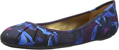 nine west blustery