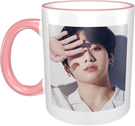 Amazon Co Jp マグカップ Bts 防弾少年団 Jung Kook 耐熱マグカップ コーヒー グッズ 陶器 グラスグリーン 大容量 真空断熱 ギフト 330ml ホーム キッチン