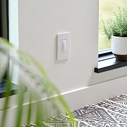 Legrand radiant WNRH1WH Smart Gateway with