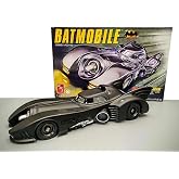 AMT Batman 1989 Batmobile w/Seated Batman Figure Model Kit