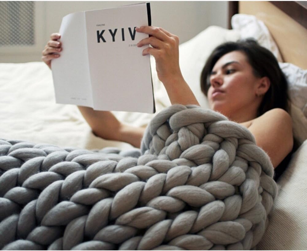Hofumix Chunky Knitted Blanket Thick Yarn Bulky Knitting Warm Blanket for Sofa Bed Chair Couch Yoga Mat Rug (light-gray)
