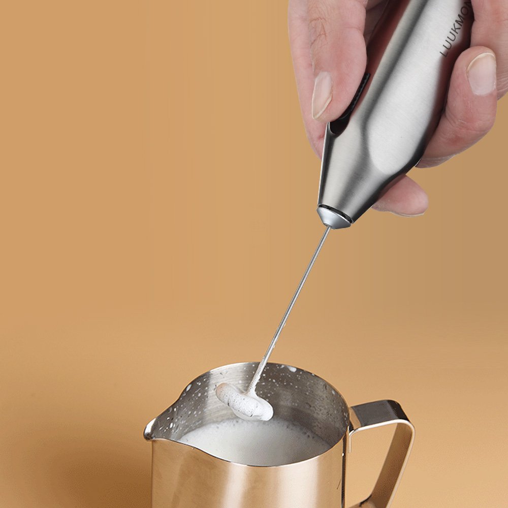 Luukmonde, 2 fruste in acciaio inox, a batteria, con supporto automatico per schiuma, ideale per latte macchiato, cappuccino, cioccolata calda (argento)