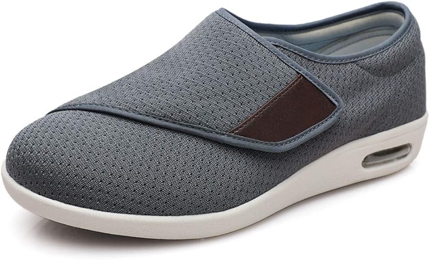 DENACARE Men's Diabetic Shoe with Wide Width Adjustable Closure