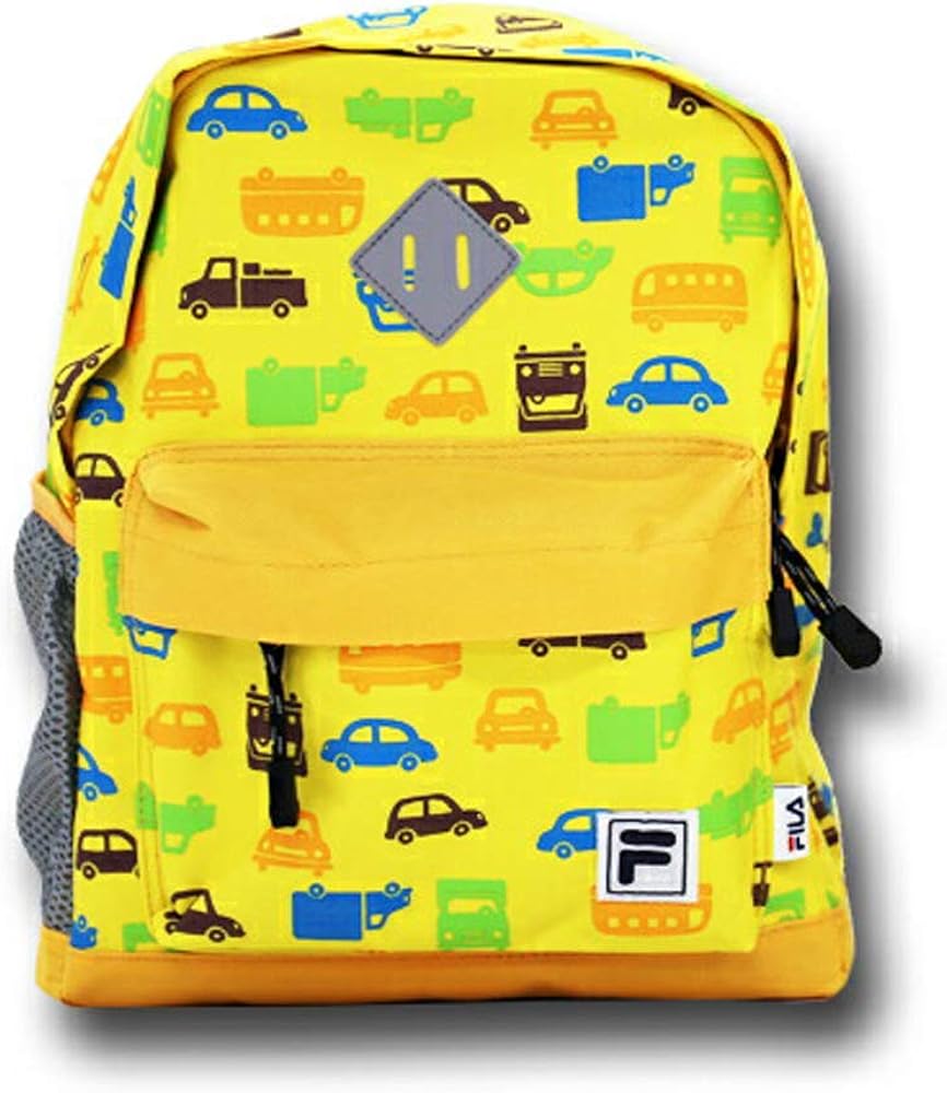 Fila フィラ キッズ デイパック 総柄 車柄イエロー Sサイズ リュックサック 子供用 男の子用 リュック 2 5歳ぐらい 通園 通学 遠足 入学祝 Fila フィラ リュックサック Amazon