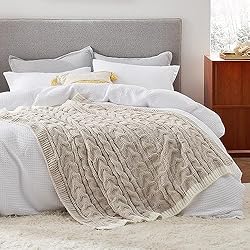 Bedsure Cable Knitted Throw Blanket for