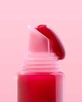 Collection Lasting High-Shine Lip Gloss Cherry 10ml Vegan view 3