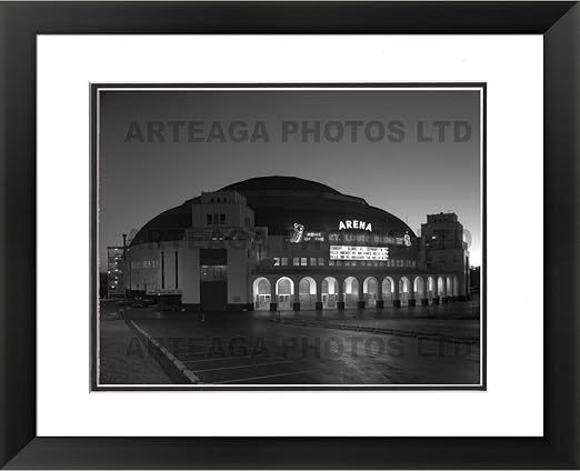 Amazon Com Arteaga Photos St Louis Arena The Old Barn