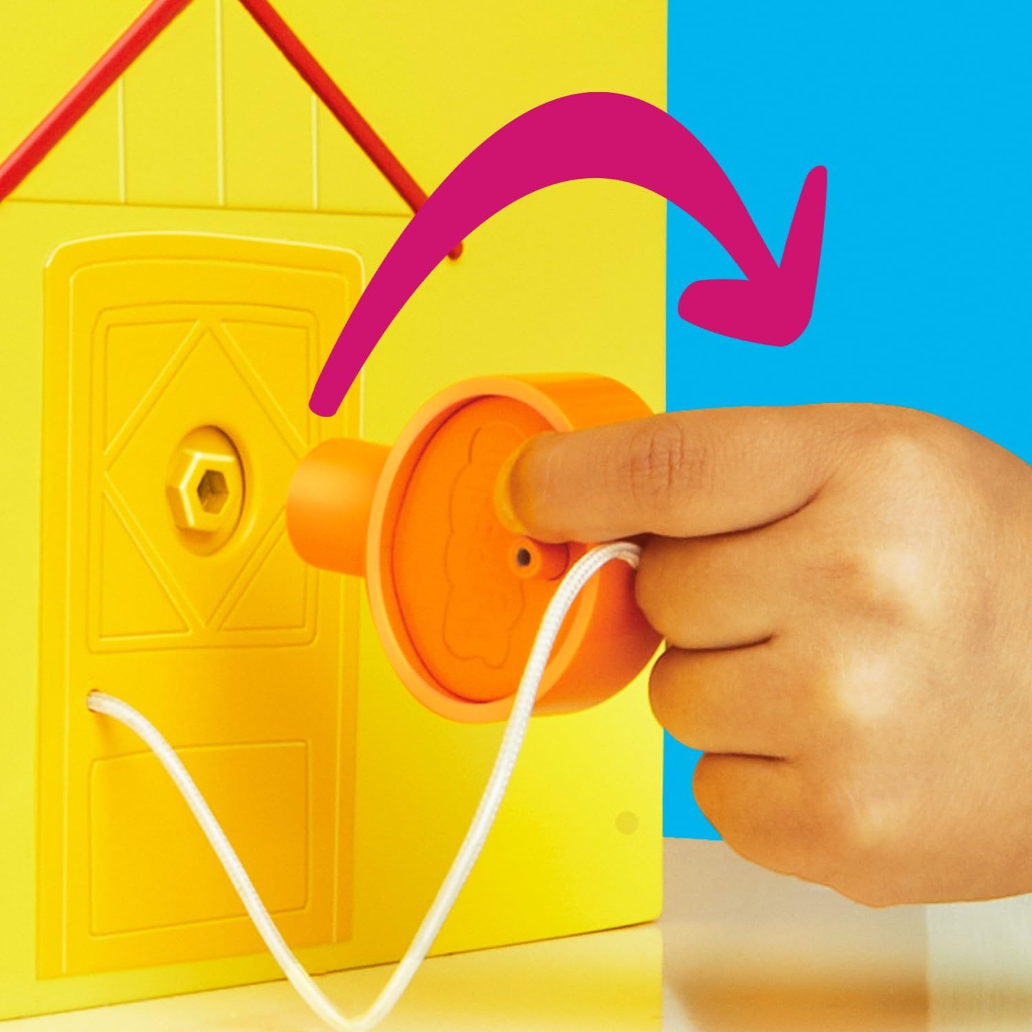 PEPPA PIG Peppa's Big Family House Playset with 3 Figures, 11 Accessories, 2025 Version with Baby Evie, Preschool Toys for Girls and Boys 3 and Up