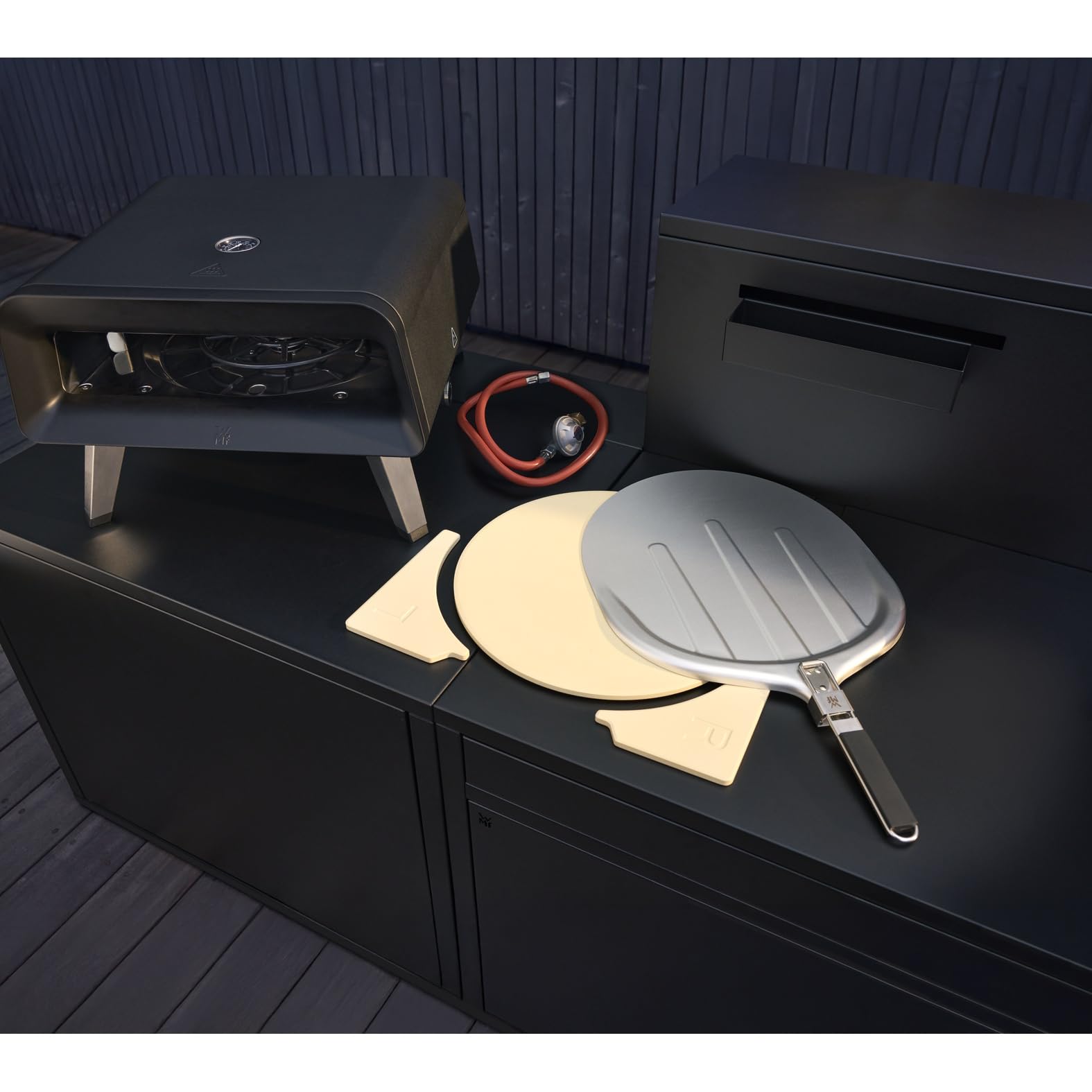 WMF Pizzaiolo Pro Pizzaofen, über 450°C Backtemperatur, großer Pizzastein (Ø 40 cm), automatische Drehmechanik, integrierte Temperaturüberwachung für perfekte Ergebnisse in 90 Sek., Gas Pizzaofen 9