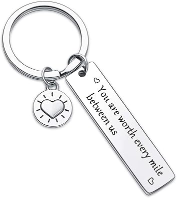 gift for girlfriend before leaving