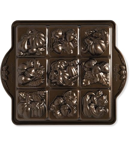 Amazon.com: Nordic Ware Cast Aluminum English Shortbread Pan