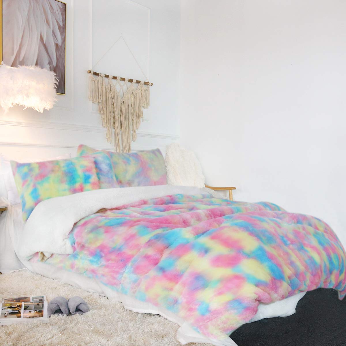 Sleepwish Unicorn Fuzzy Bedding Faux Fur Bedding Set Twin Full Queen King Size Rainbow Pastel Pink Purple Blue Sherpa Plush Duvet Cover with 2 Pillow Shams Ultra Soft and Comfortable Cute Room Decor