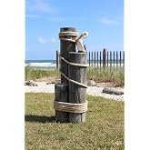 DRH - Ocean&rsquo;s Perch Pelican on Wood Piling Garden Bird Decor - Coastal Decor - Pelicans Bird Statue - Beach Fisherman&rsquo;s Rope on 3 Wooden Stumps - Nautical Decoration for Any Home Office