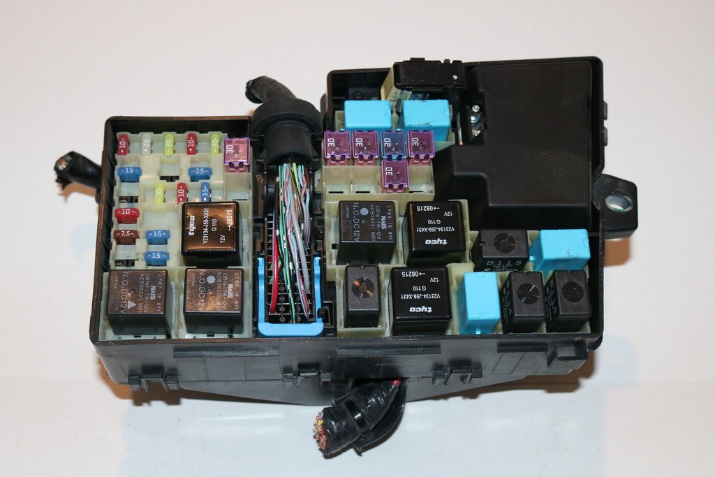 Suzuki Kizashi Fuse Box - Wiring Diagrams