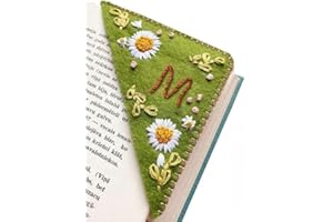 JEJIAKELL 26 Letters Personalized Hand Embroidered Corner Bookmark, Felt Triangle Page Stitched Corner Handmade Bookmark,Unique Cute Flower Letter Embroidery Bookmarks Accessories for Book Lovers (M, Summer)