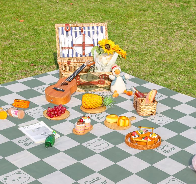 Losuya Disposable Outdoor Picnic Mat Portable Multifunctional Waterproof Disposable Picnic Blanket Beach Mat for Outdoor Camping