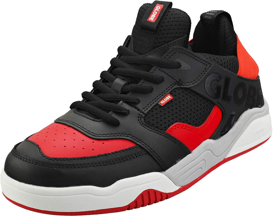 black nike skate trainers