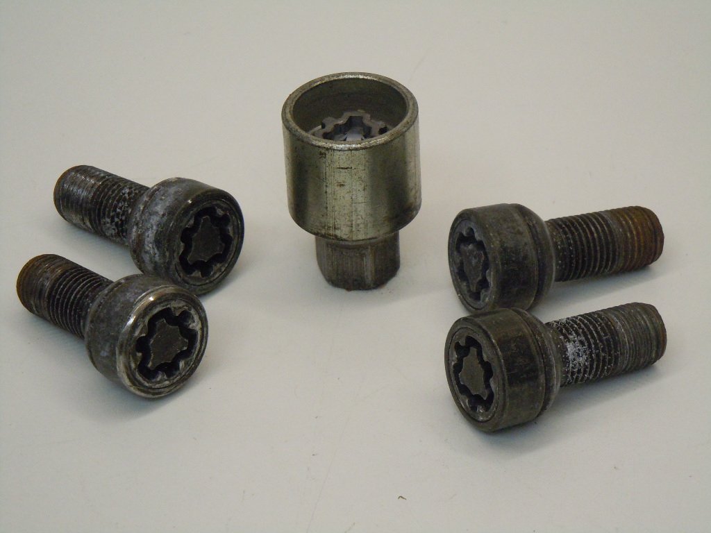 Audi A4 Wheel Lock Key Location Car Audi