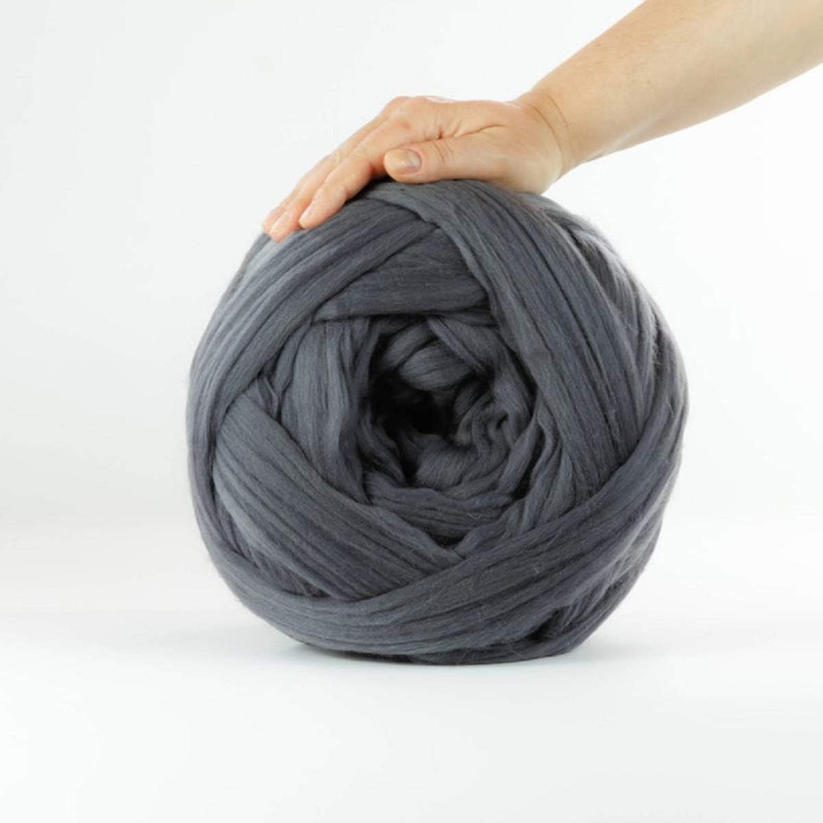 DIRUNEN Merino Wool Yarn Big Chunky Yarn Super Wool Roving Extreme Arm Knitting Giant Chunky Knit Blankets Throws Dark Gray 9 lbs