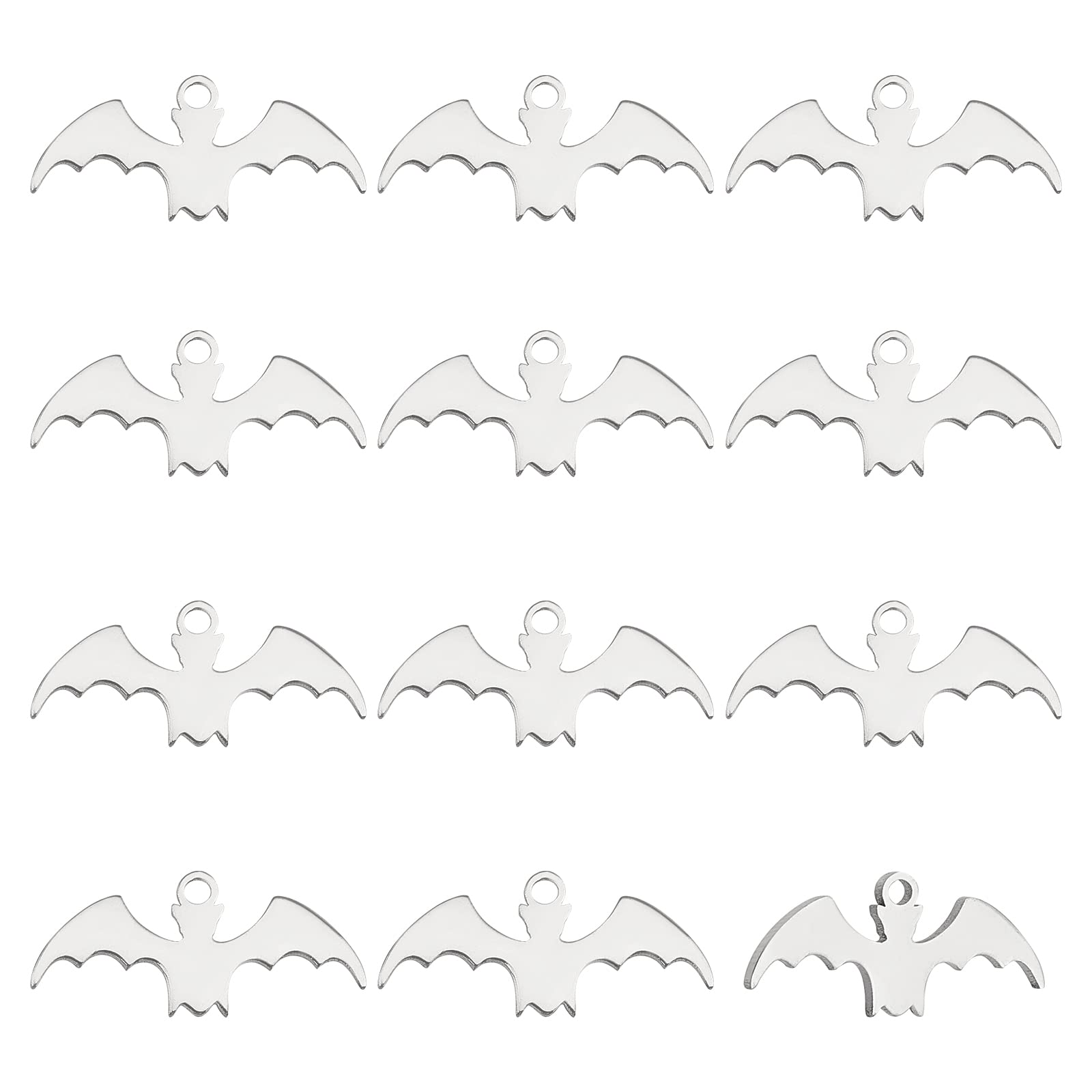DICOSMETIC 20pcs Vintage Flying Vampire Bat Charms, Stainless Steel Pendants for Jewelry Making, Hole: 1mm