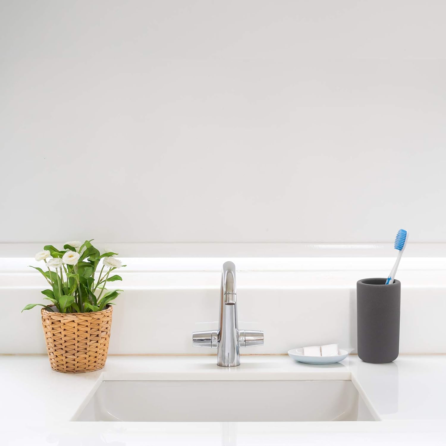 Toothbrush Holder, YUESUO Diatomite Tooth Brush Holder for Bathroom, Water Absorption and Fast Drying Natural diatomite Material Toothbrush Organizer Cup - Dark Grey: Kitchen & Dining