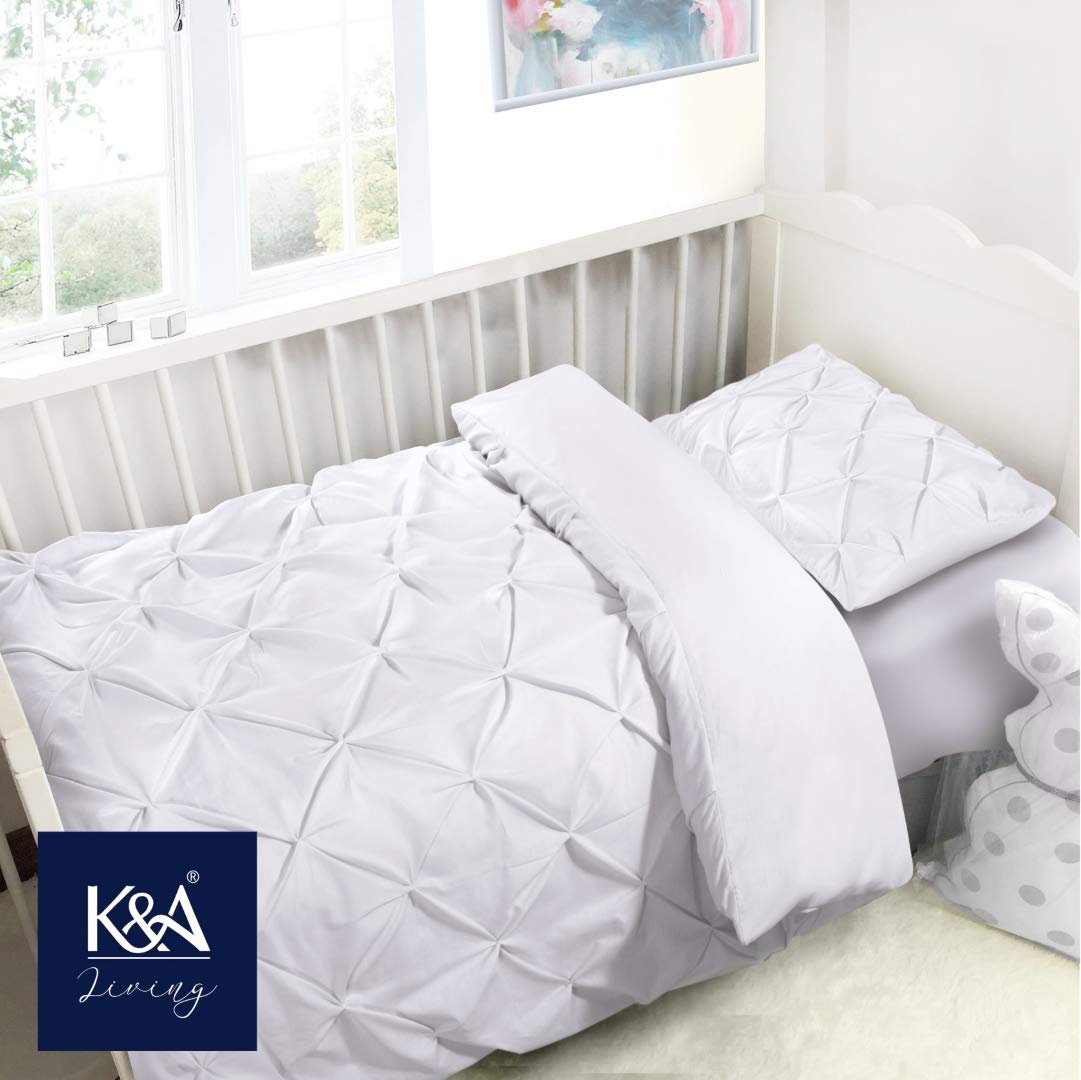 K&A® Pintuck Pinch Pleat Cot Bed Duvet Cover Set with Zipper Closure including Pillowcase – Ultrasoft Brushed Microfiber – Easy Care & Machine Washable (White - 120x150)