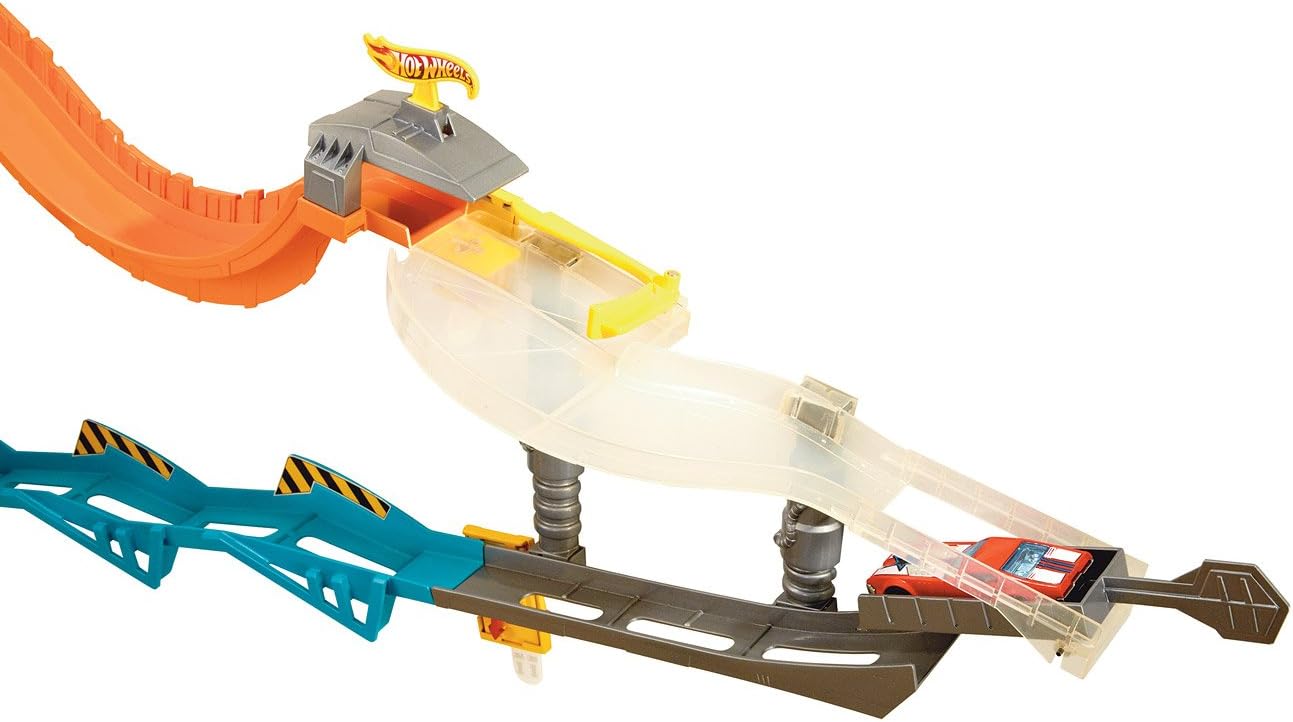 hot wheels wall tracks drift rally spinout